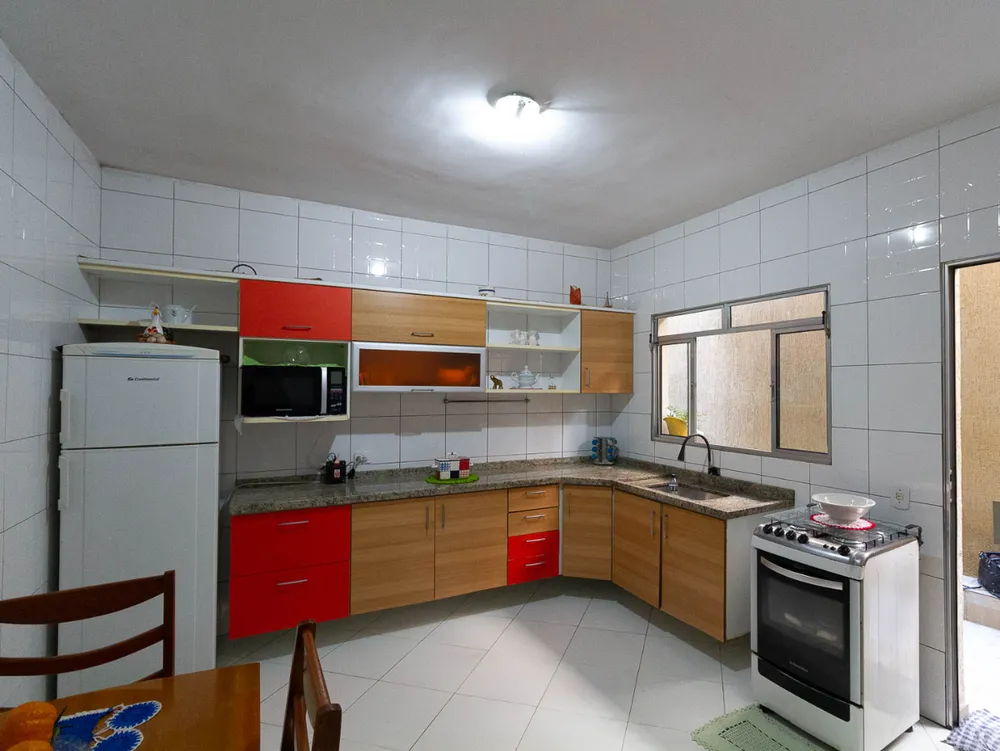 Casa, 4 quartos, 268 m² - Foto 9