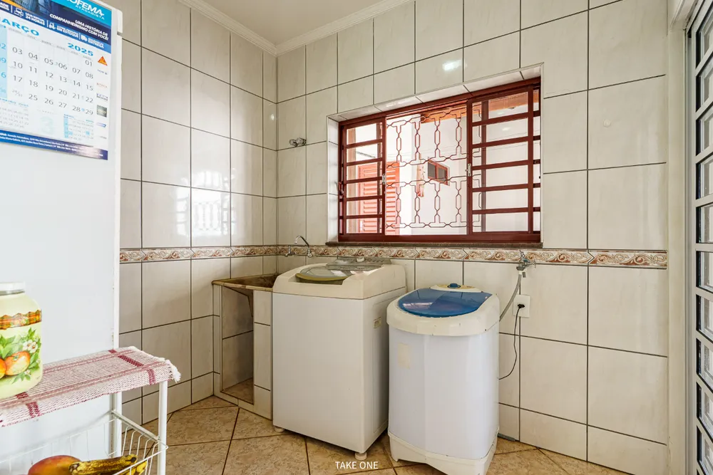 Casa, 3 quartos, 287 m² - Foto 1