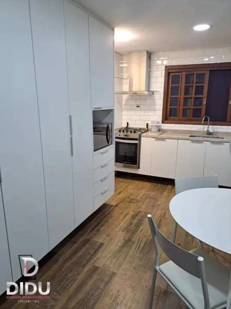 Apartamento, 3 quartos, 231 m² - Foto 4