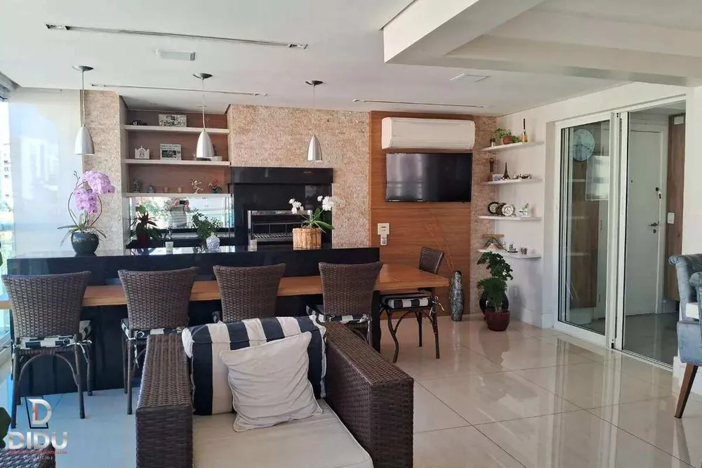 Apartamento, 3 quartos, 164 m² - Foto 2