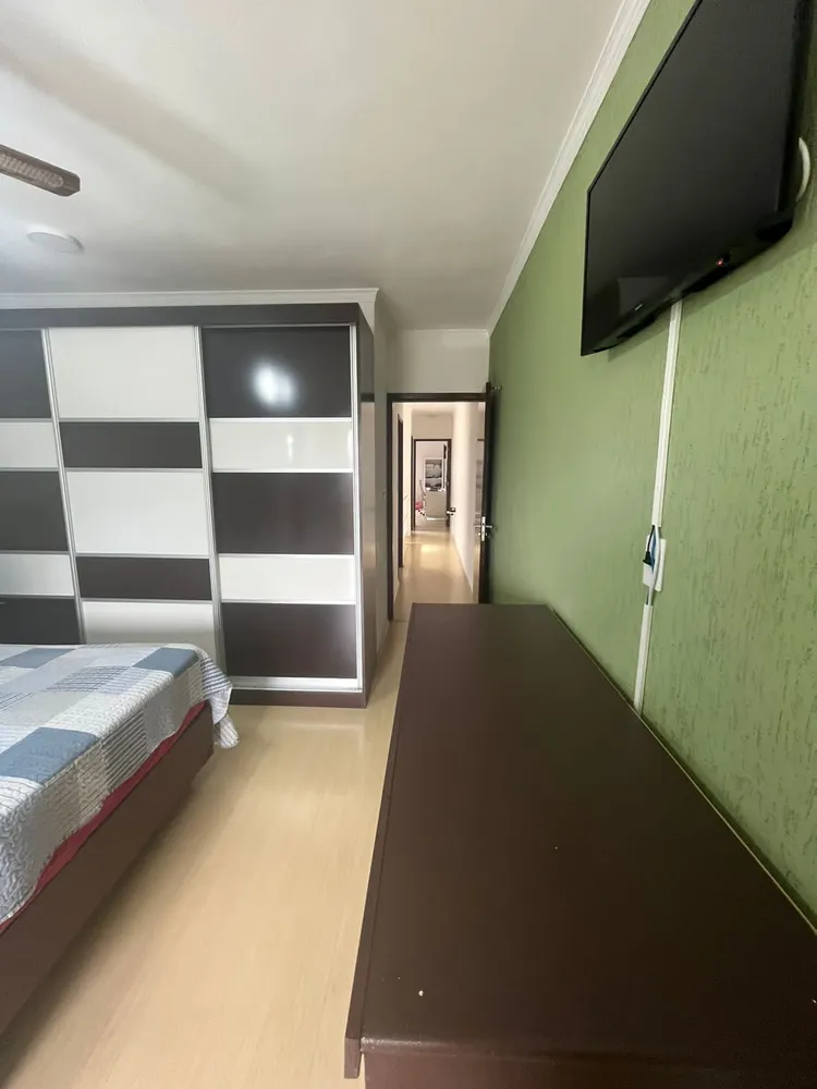 Casa, 3 quartos, 231 m² - Foto 4