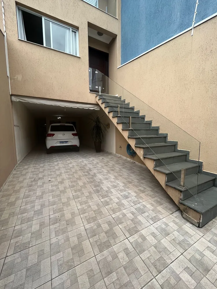 Casa, 3 quartos, 231 m² - Foto 2