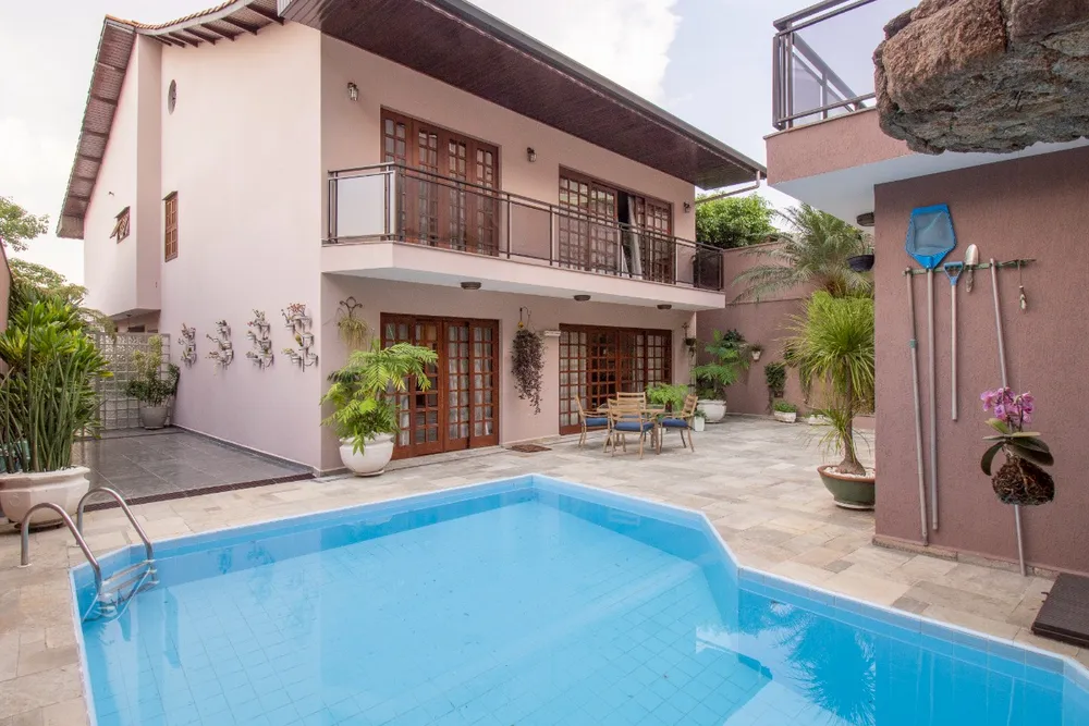 Casa, 8 quartos, 462 m² - Foto 1