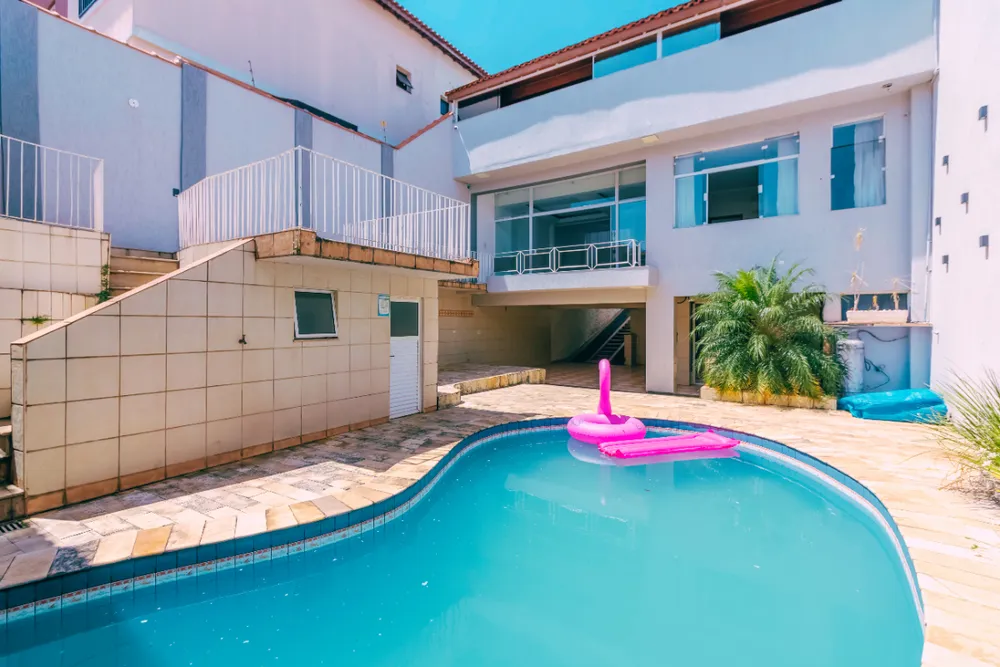 Casa, 5 quartos, 305 m² - Foto 2