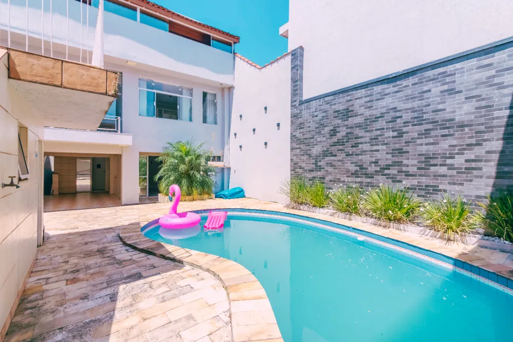 Casa, 5 quartos, 305 m² - Foto 1