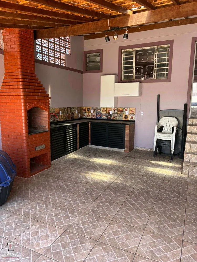 Casa, 3 quartos, 210 m² - Foto 3