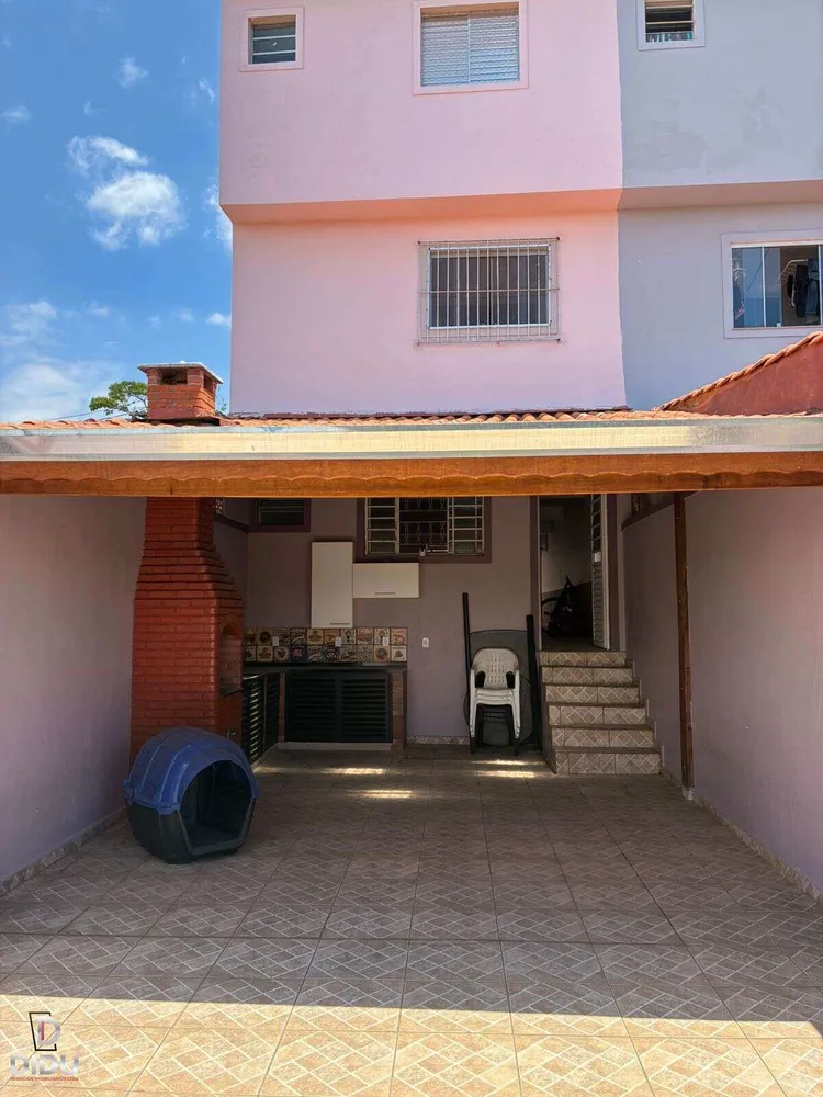 Casa, 3 quartos, 210 m² - Foto 4