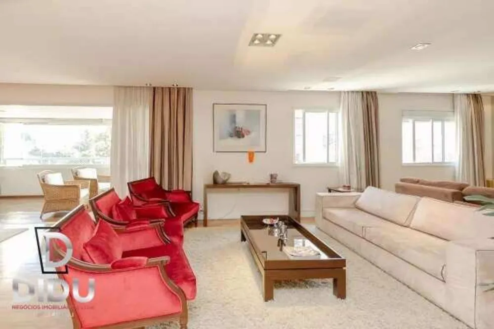 Apartamento, 3 quartos, 206 m² - Foto 1
