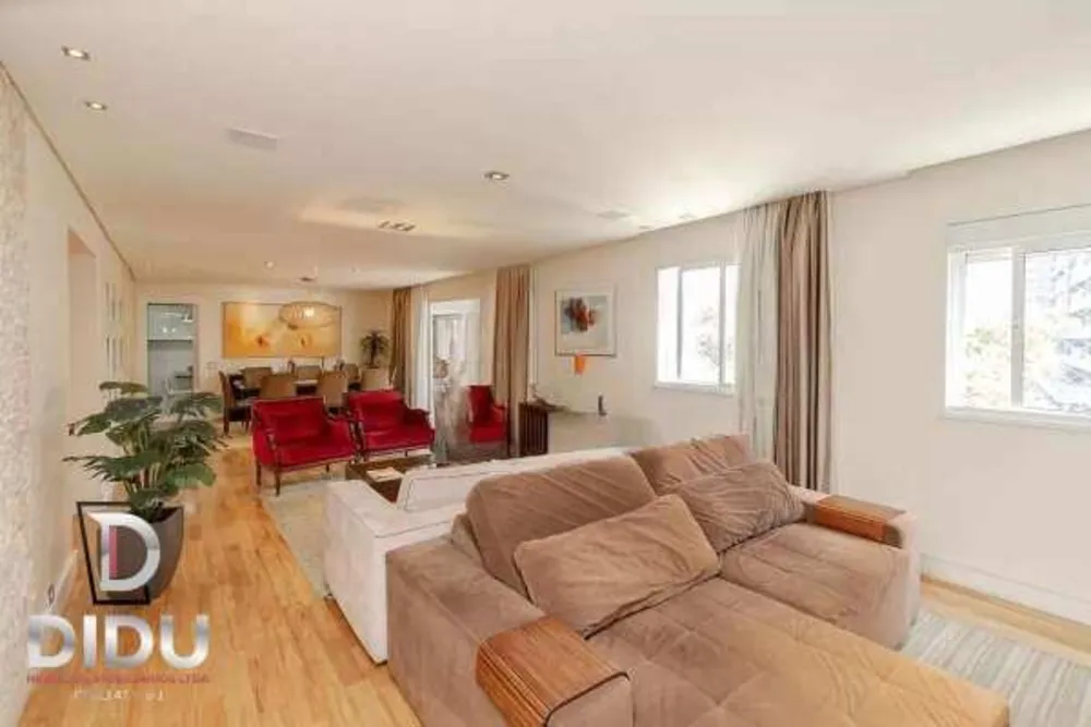 Apartamento, 3 quartos, 206 m² - Foto 2
