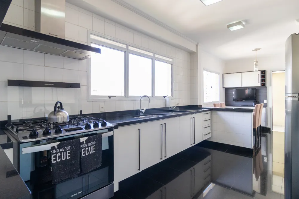 Apartamento, 4 quartos, 247 m² - Foto 9