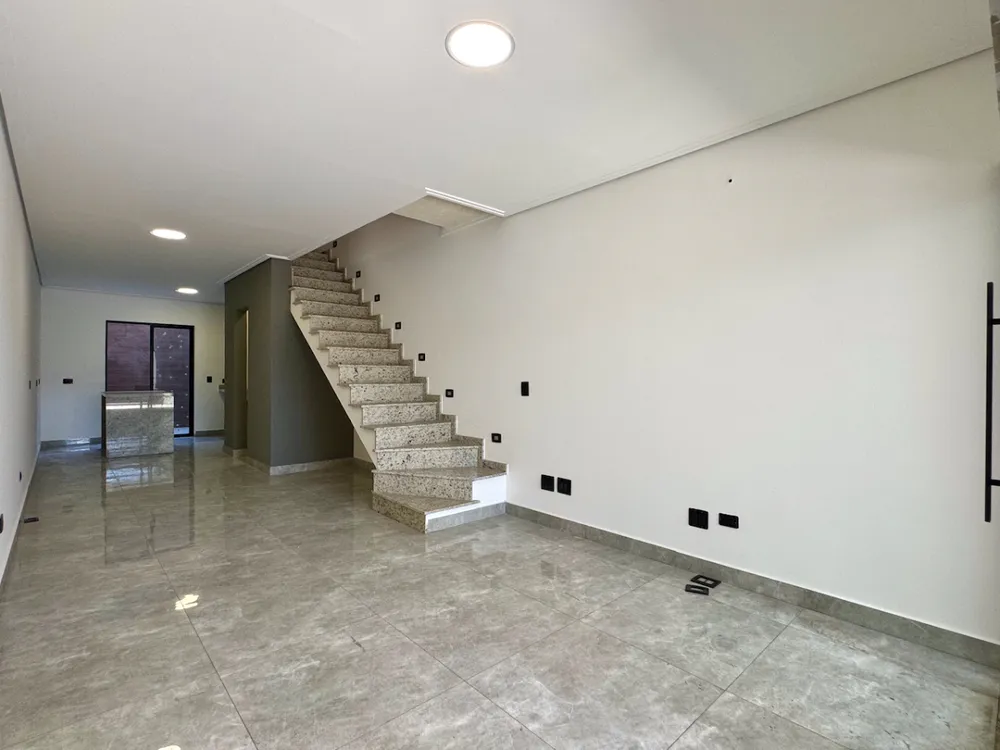 Casa, 3 quartos, 131 m² - Foto 2