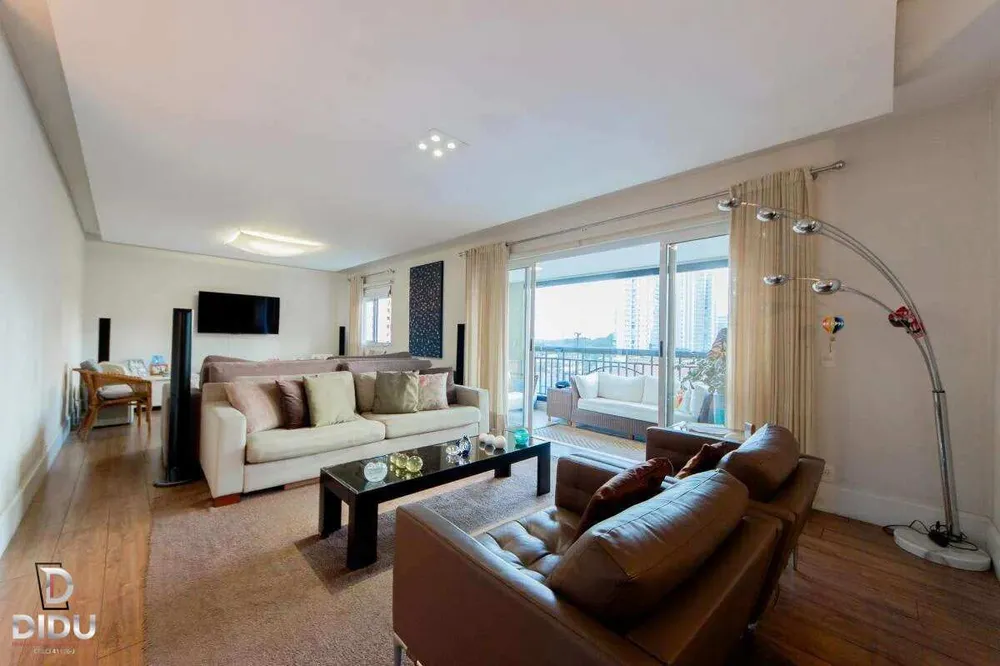 Apartamento, 4 quartos, 189 m² - Foto 2