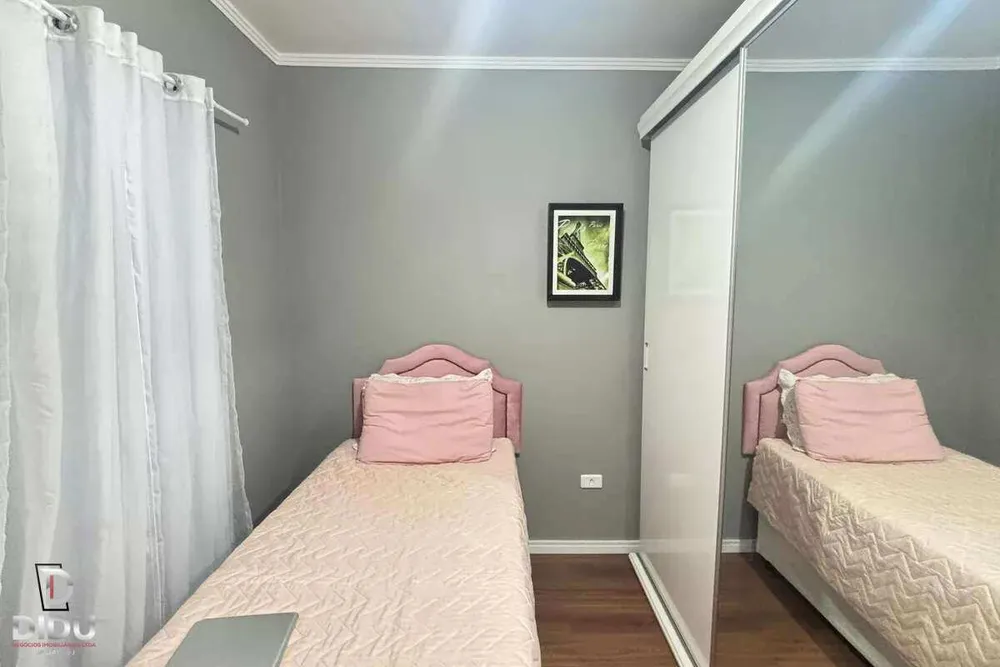 Casa, 4 quartos, 266 m² - Foto 1