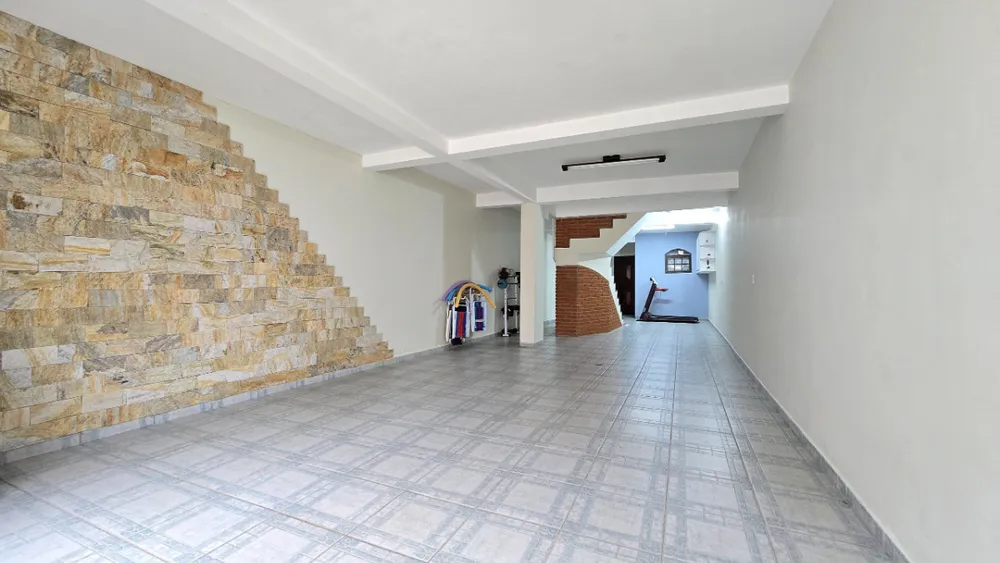 Casa, 3 quartos, 250 m² - Foto 3