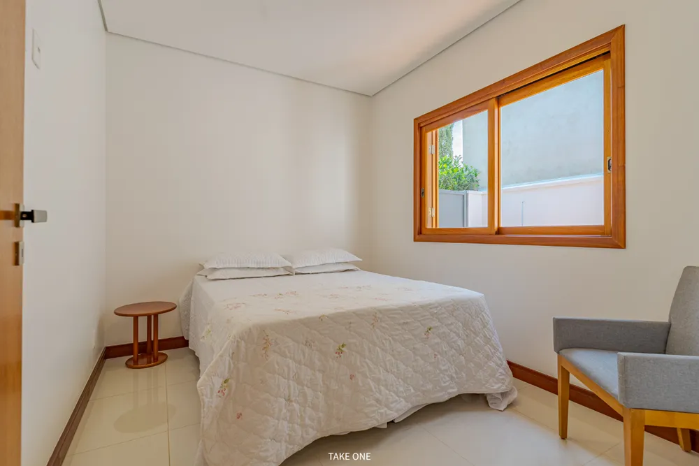 Casa, 3 quartos, 200 m² - Foto 11