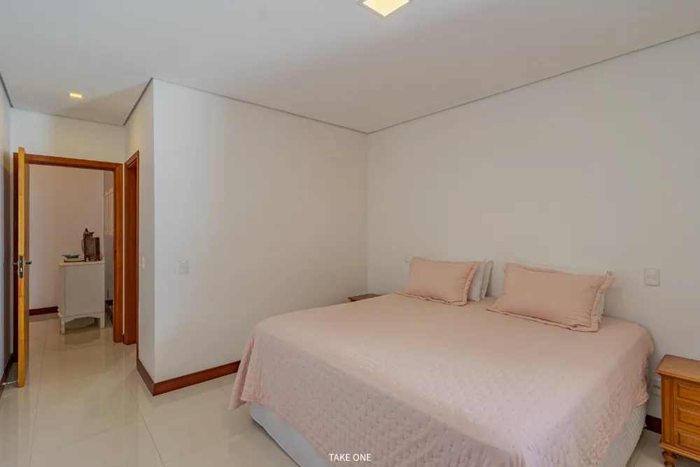 Casa, 3 quartos, 200 m² - Foto 4