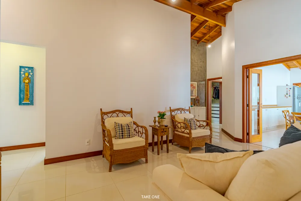 Casa, 3 quartos, 200 m² - Foto 2