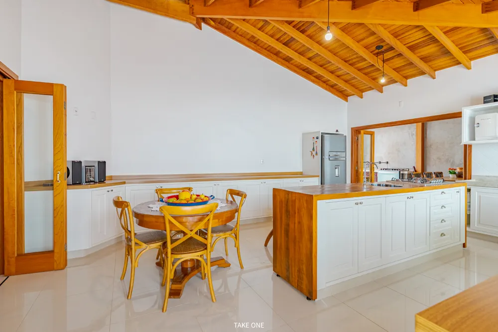 Casa, 3 quartos, 200 m² - Foto 3