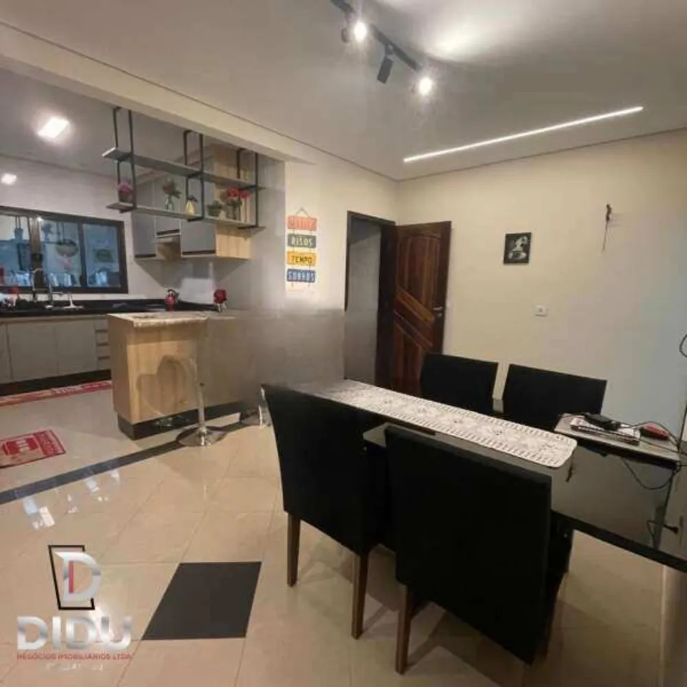 Casa, 4 quartos, 192 m² - Foto 3