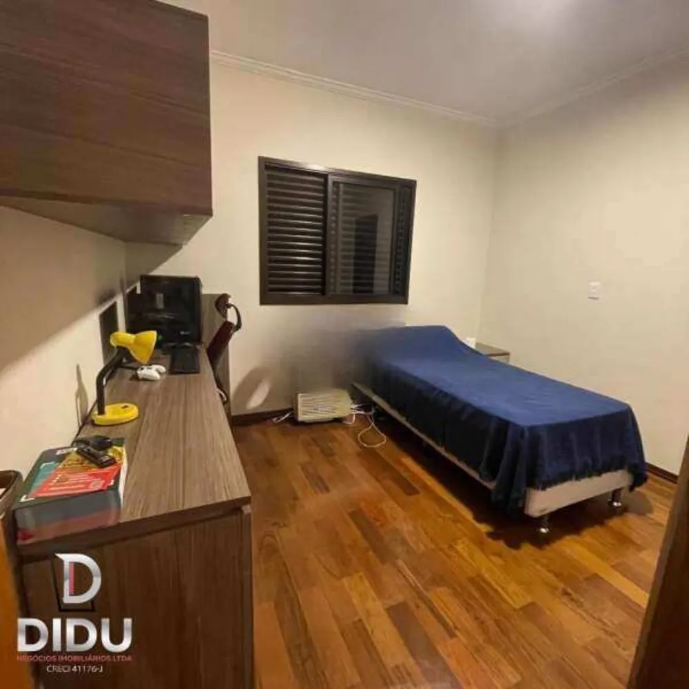 Casa, 4 quartos, 192 m² - Foto 1