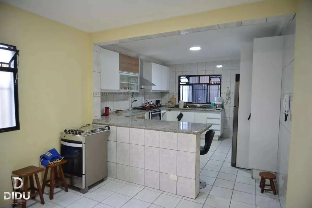 Casa, 3 quartos, 180 m² - Foto 3