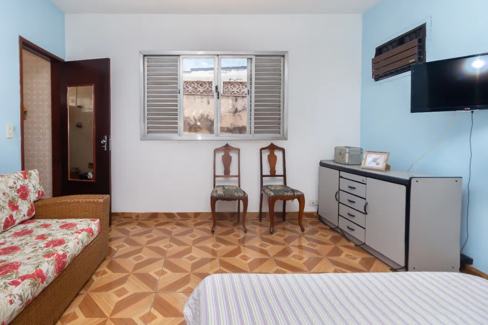 Casa, 3 quartos, 259 m² - Foto 1