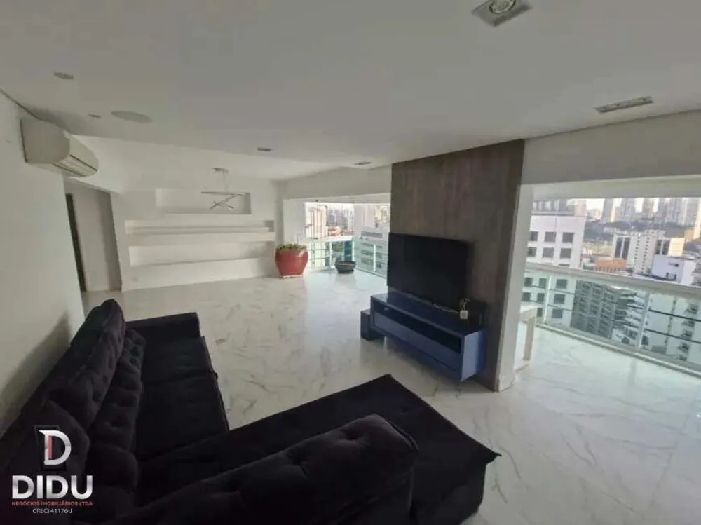 Apartamento, 3 quartos, 140 m² - Foto 1