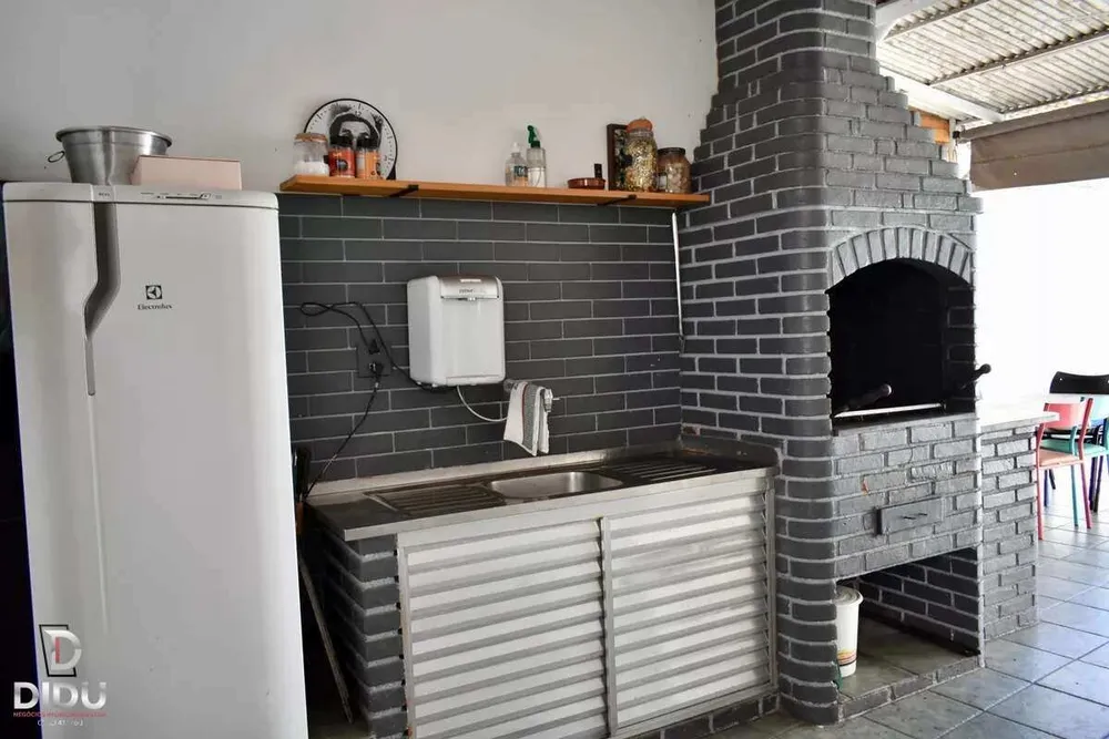 Casa, 3 quartos, 330 m² - Foto 4