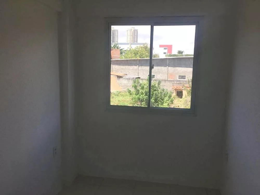 Apartamento para alugar com 2 quartos, 39m² - Foto 4