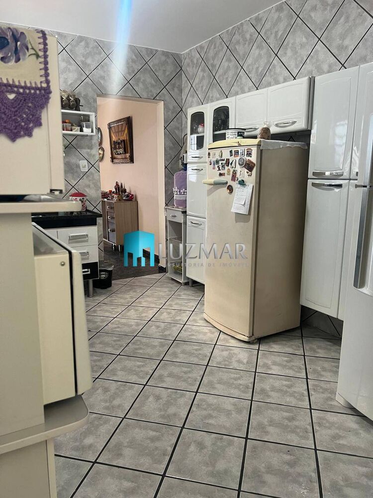 Casa, 3 quartos, 126 m² - Foto 1