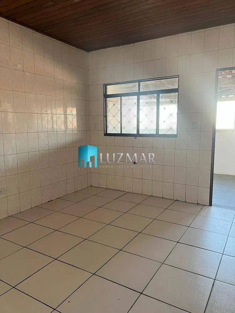 Casa, 6 quartos, 125 m² - Foto 4