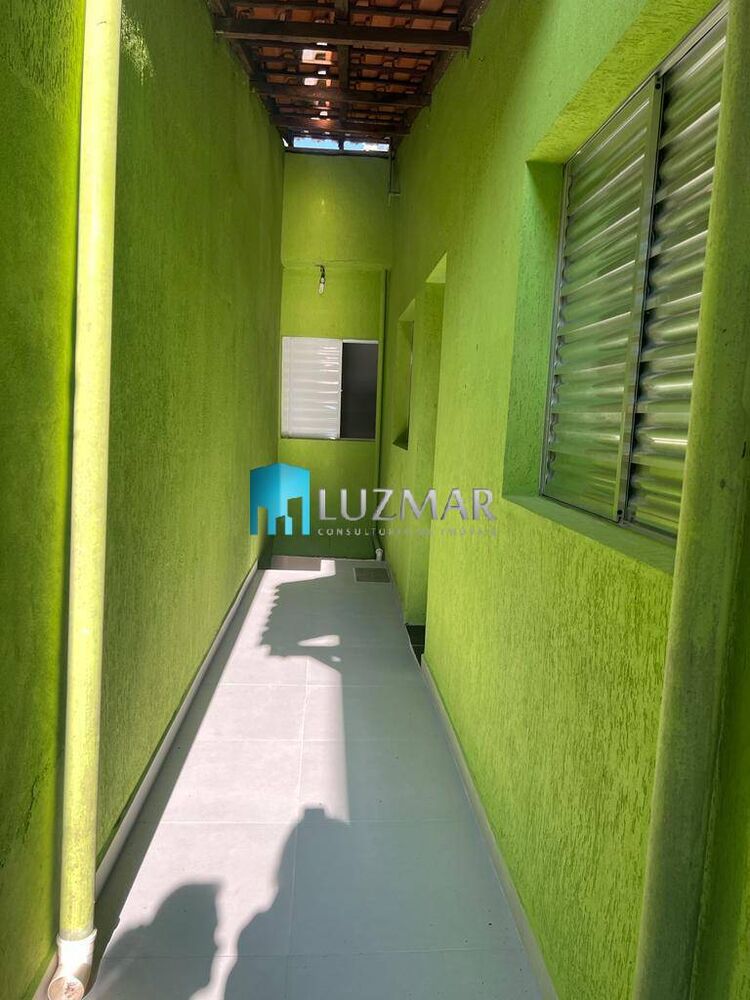Casa, 6 quartos, 125 m² - Foto 1