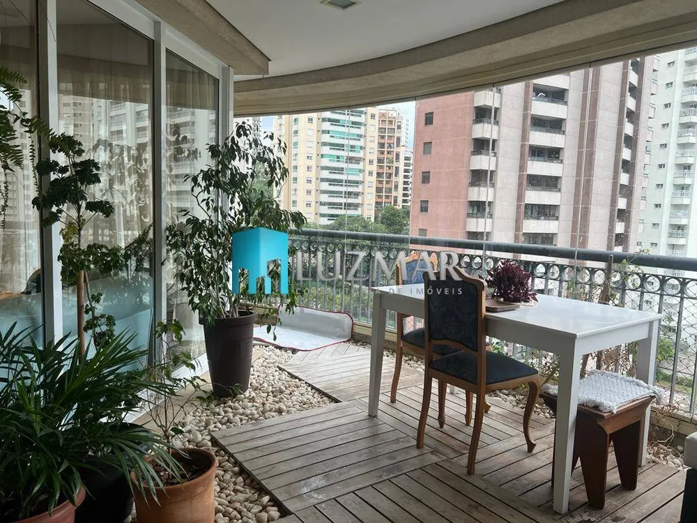 Apartamento, 4 quartos, 156 m² - Foto 1