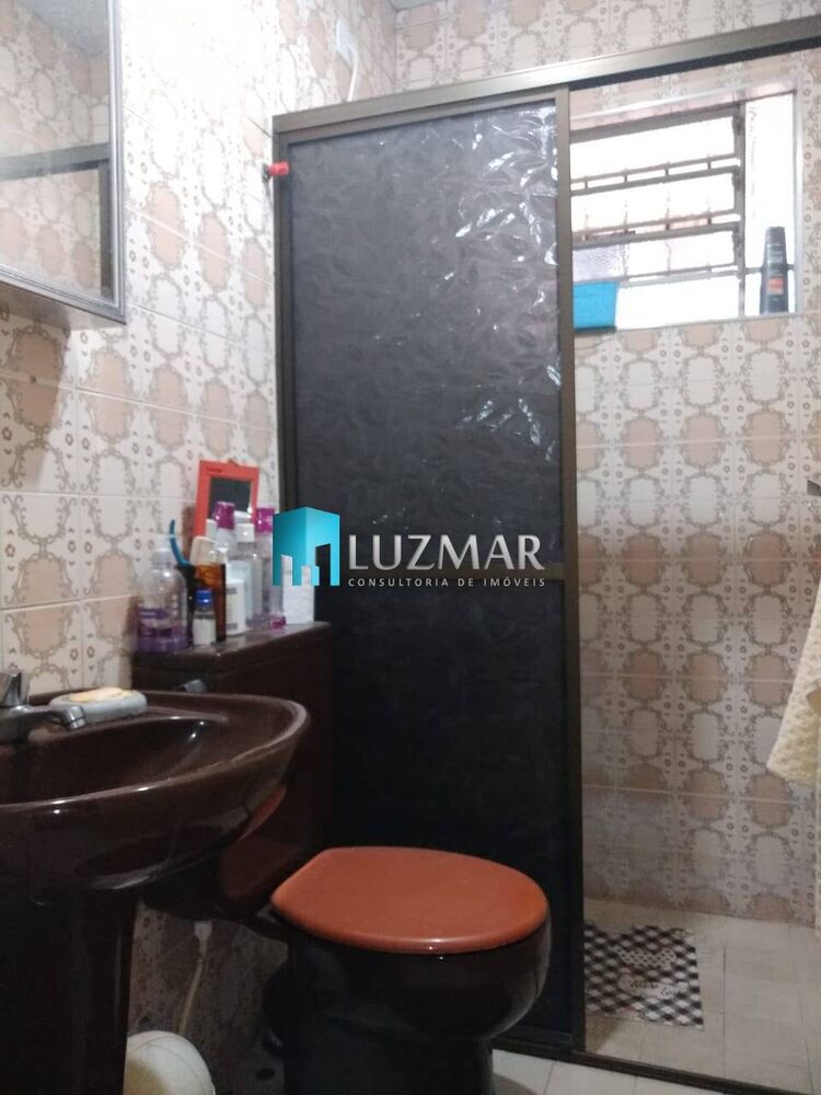 Casa, 3 quartos, 214 m² - Foto 1