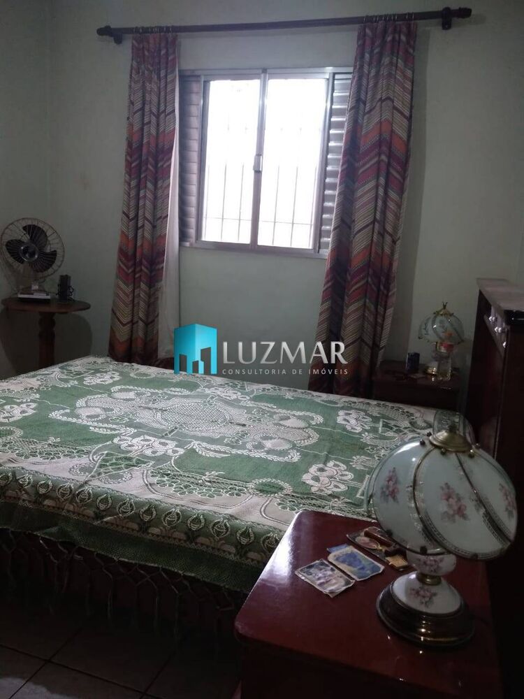 Casa, 3 quartos, 214 m² - Foto 2