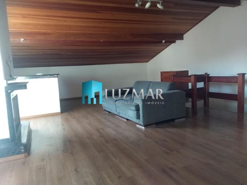 Casa, 3 quartos, 218 m² - Foto 4