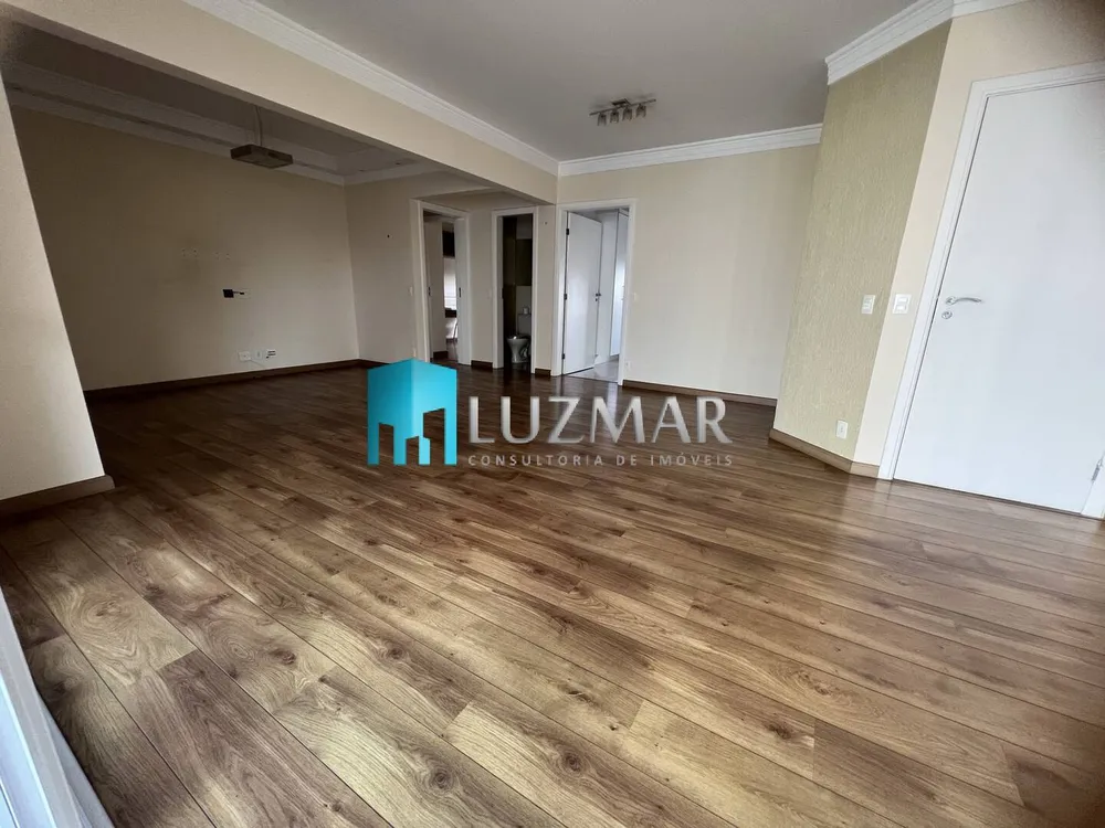 Apartamento, 3 quartos, 140 m² - Foto 2