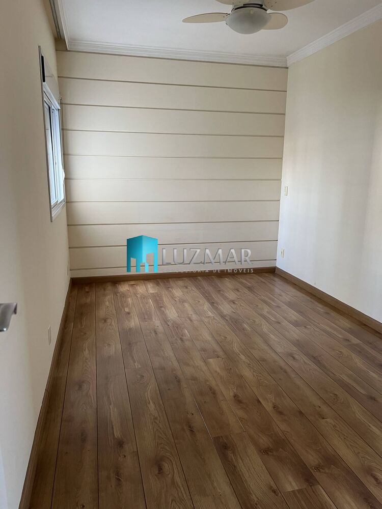 Apartamento, 3 quartos, 140 m² - Foto 2