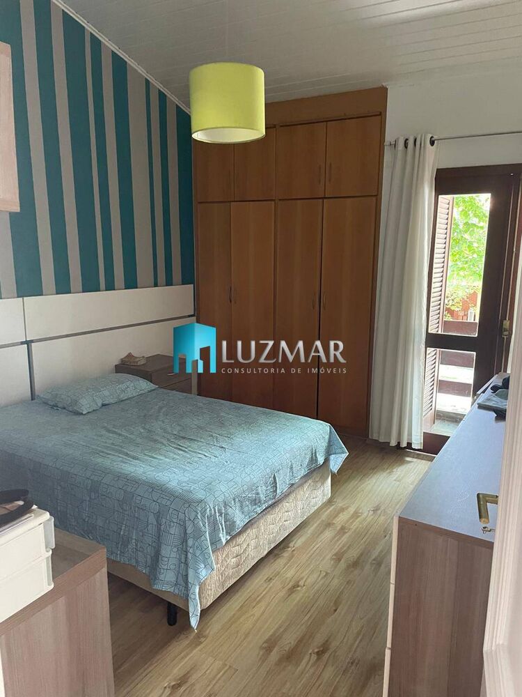 Apartamento, 3 quartos, 200 m² - Foto 1