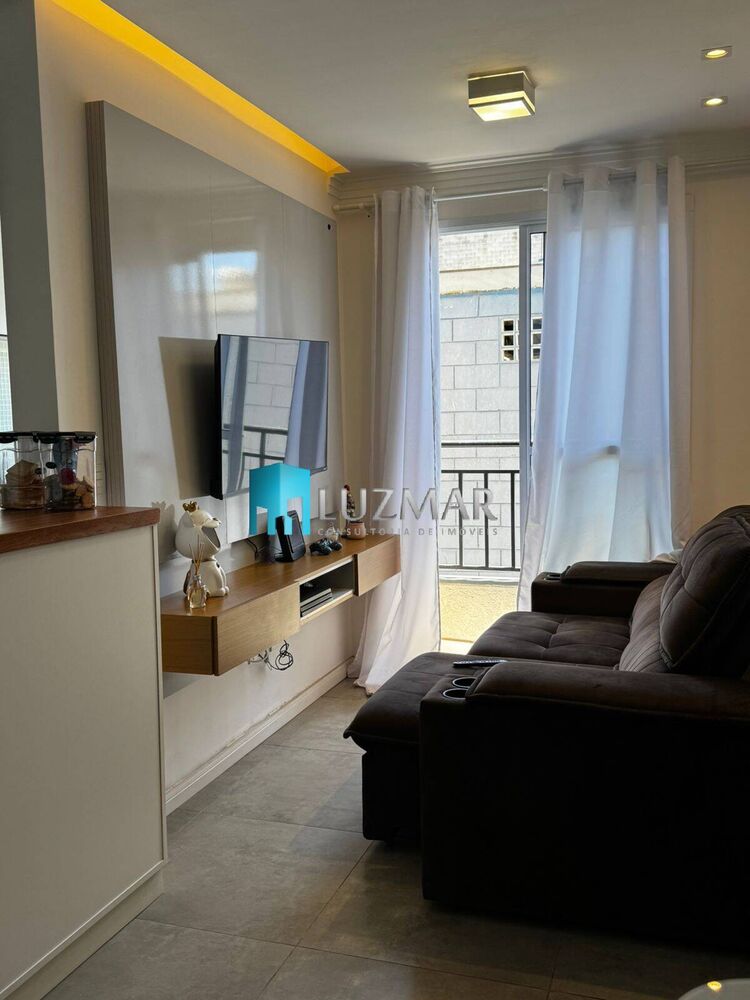 Apartamento à venda com 2 quartos, 48m² - Foto 2