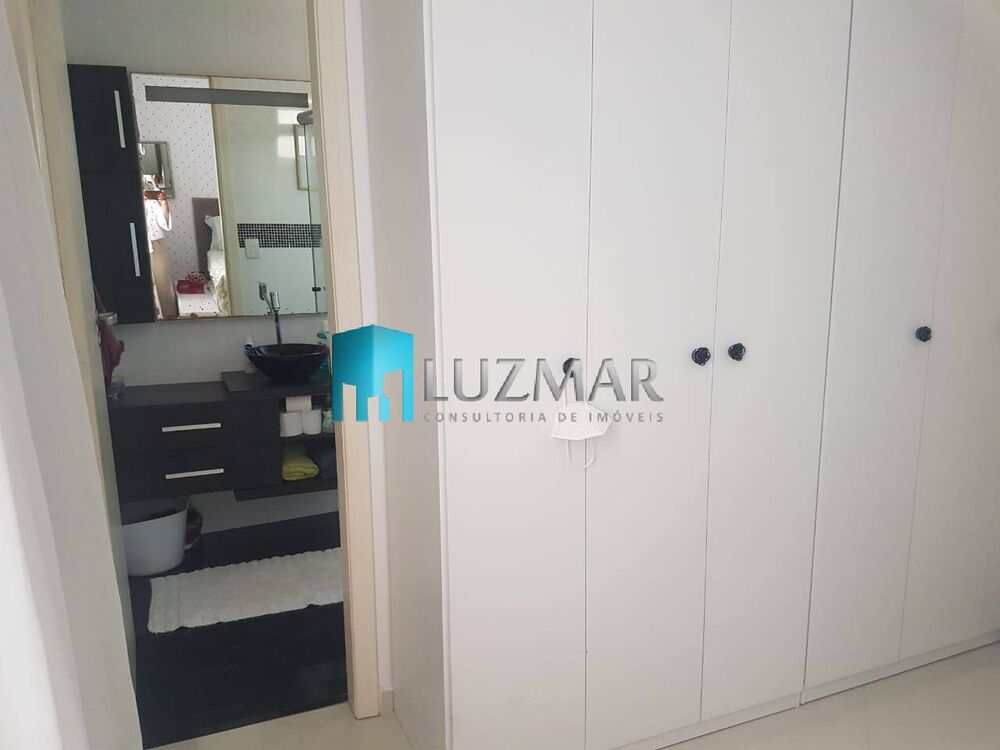 Casa, 4 quartos, 308 m² - Foto 1