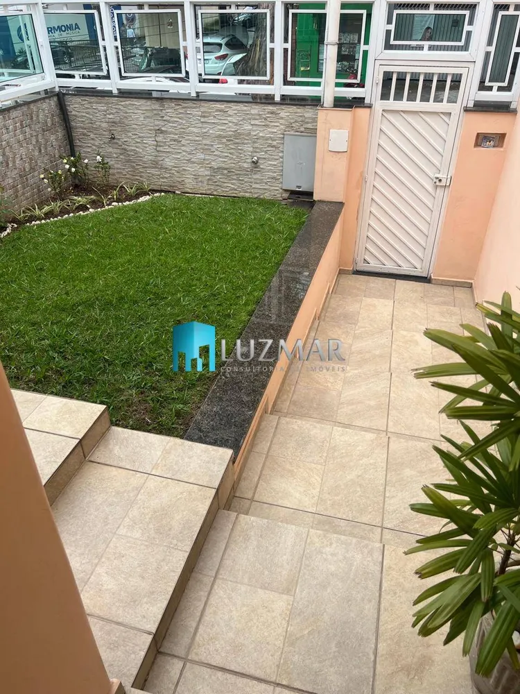 Casa, 3 quartos, 193 m² - Foto 1