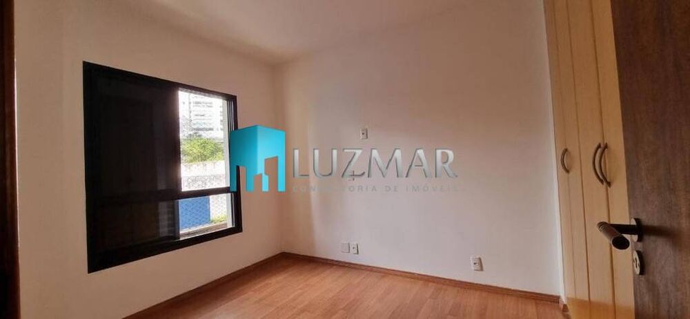 Apartamento, 3 quartos, 140 m² - Foto 2