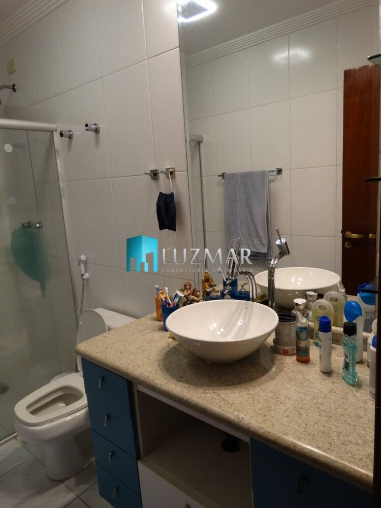 Casa de Condomínio à venda com 5 quartos, 450m² - Foto 3