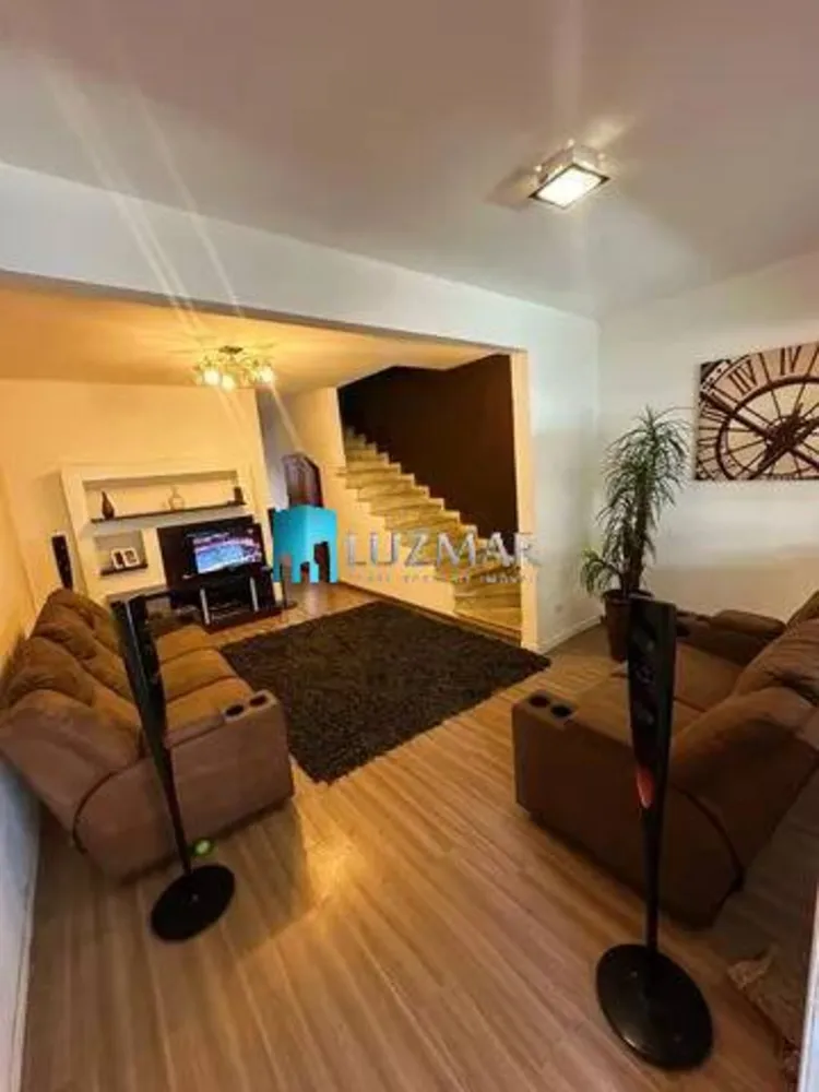 Casa, 3 quartos, 210 m² - Foto 4