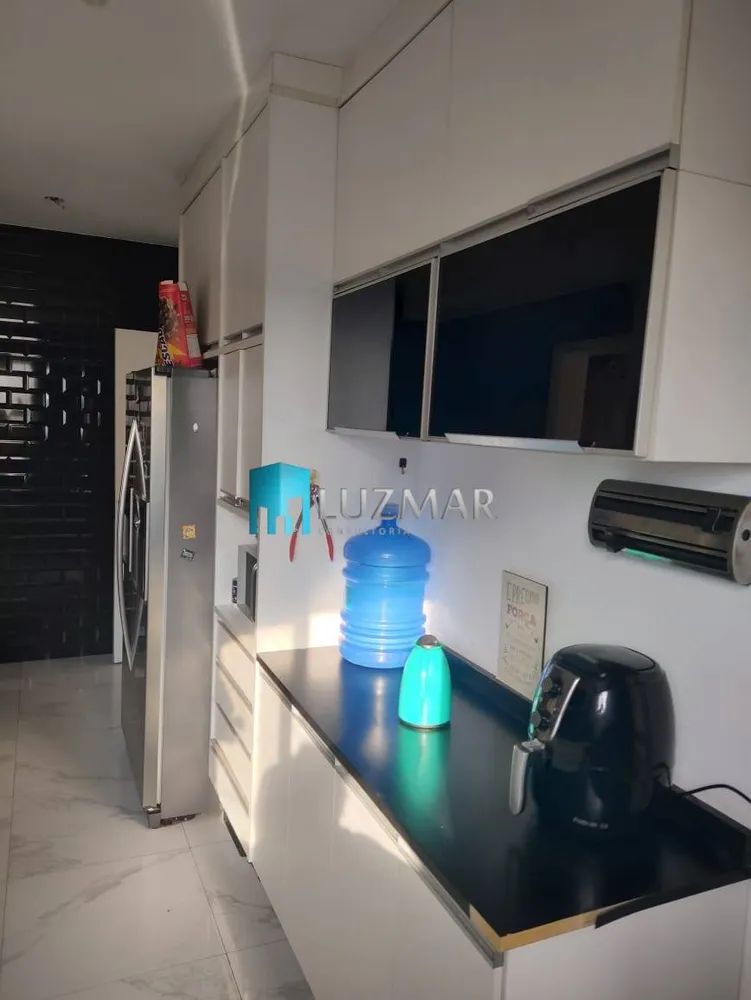 Apartamento, 3 quartos, 126 m² - Foto 2