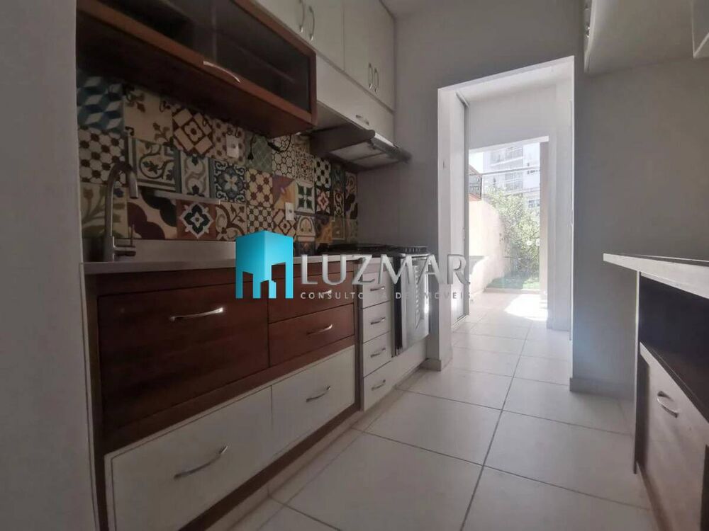 Apartamento à venda e aluguel com 3 quartos, 222m² - Foto 1
