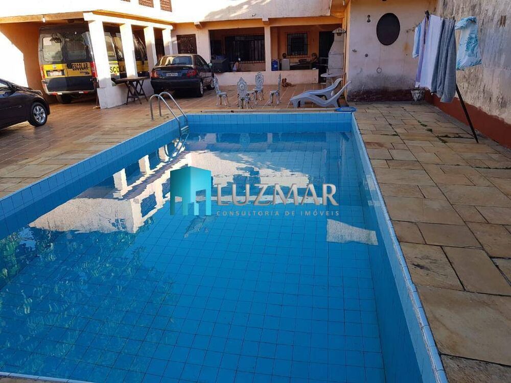 Casa, 3 quartos, 340 m² - Foto 1