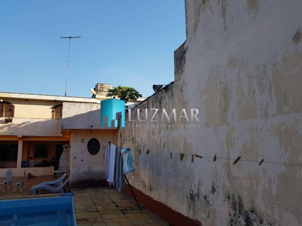 Casa, 3 quartos, 340 m² - Foto 2