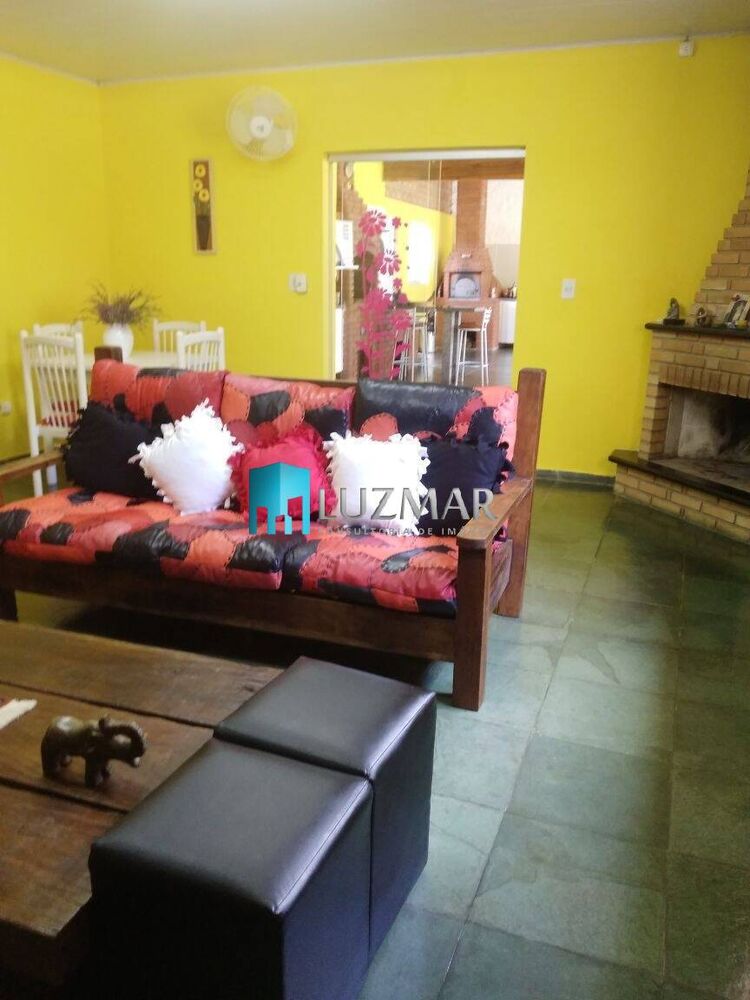 Chácara, 6 quartos, 800 m² - Foto 1